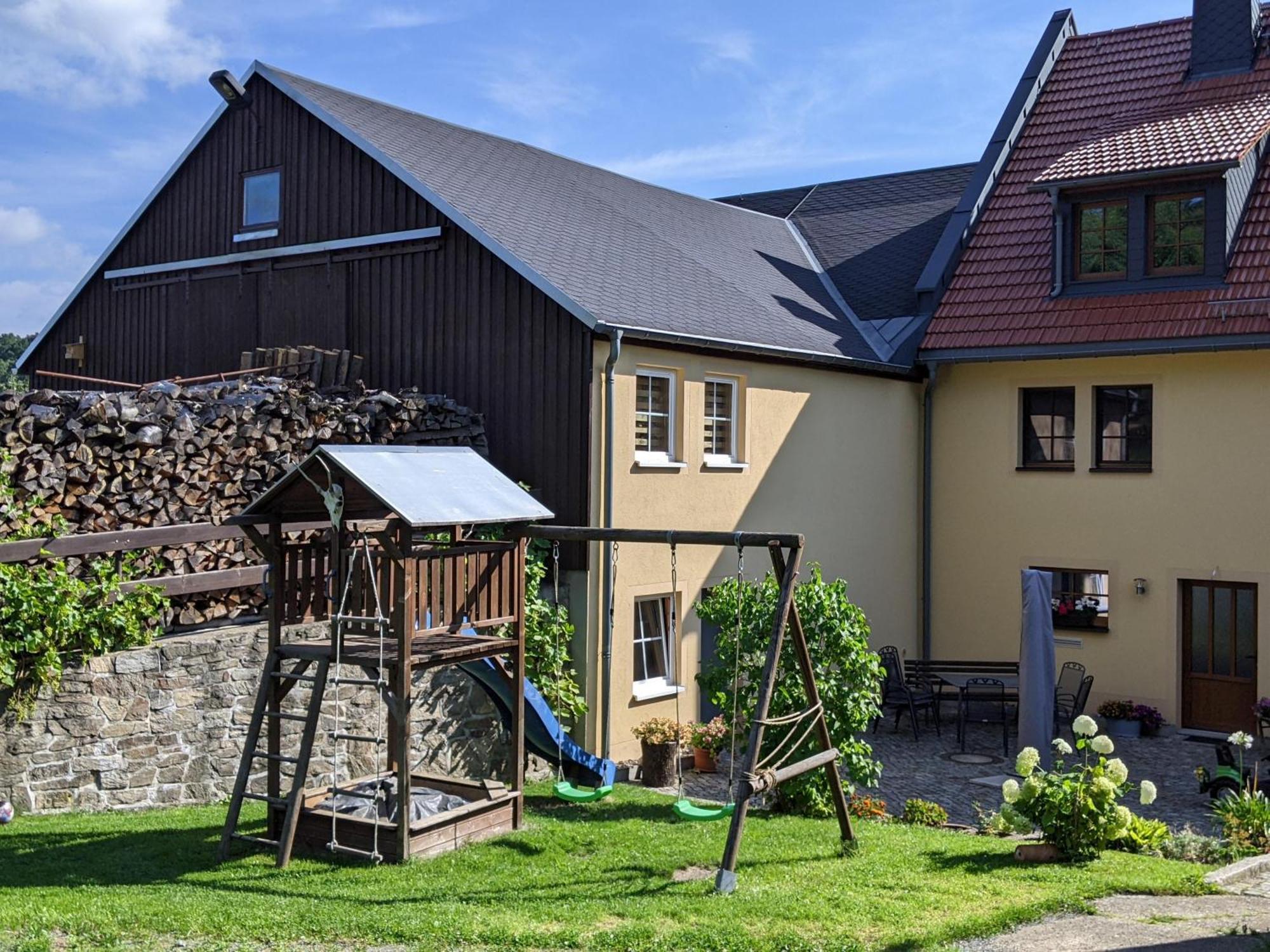 Ferienwohnung Aus-Zeit Auf Dem Lande Bad Gottleuba Екстериор снимка